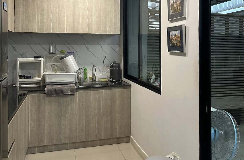 Townhouse in Rama 9 